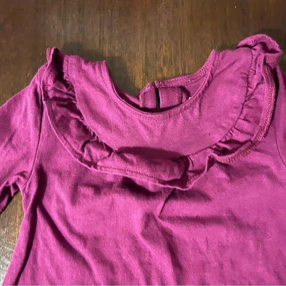 Carter’s | Floral Fascia Ruffle 2-Piece outfit | 9 mo - Picture 5 of 7